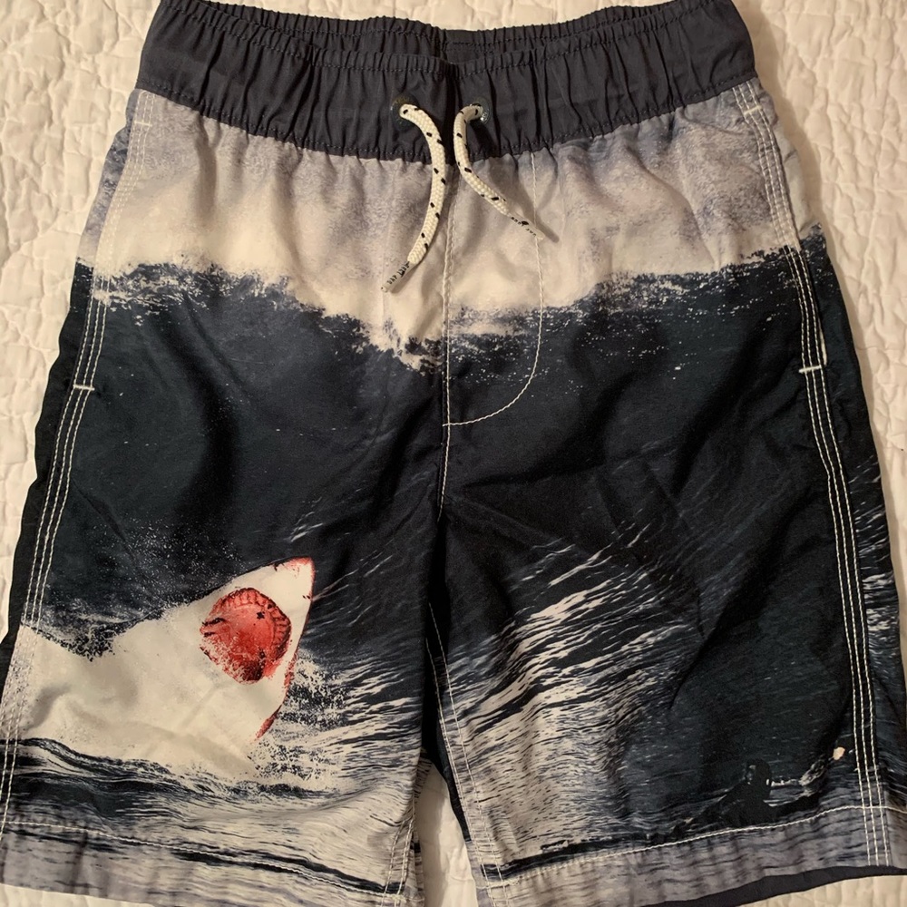 SHARK WEEK!!!!! GAP “JAWS” Boy’s Swim Trunks